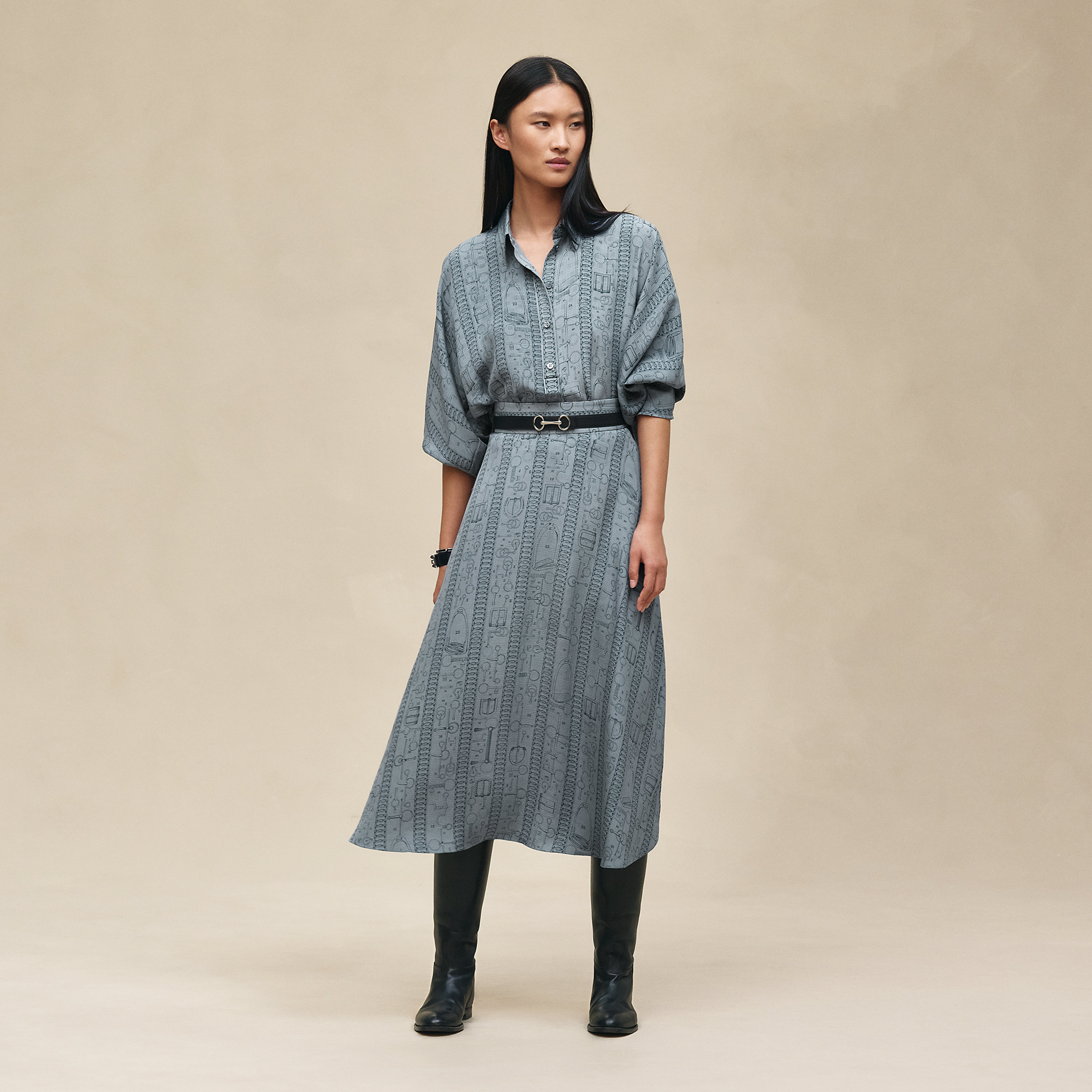 "Cahier du Colporteur" straight skirt