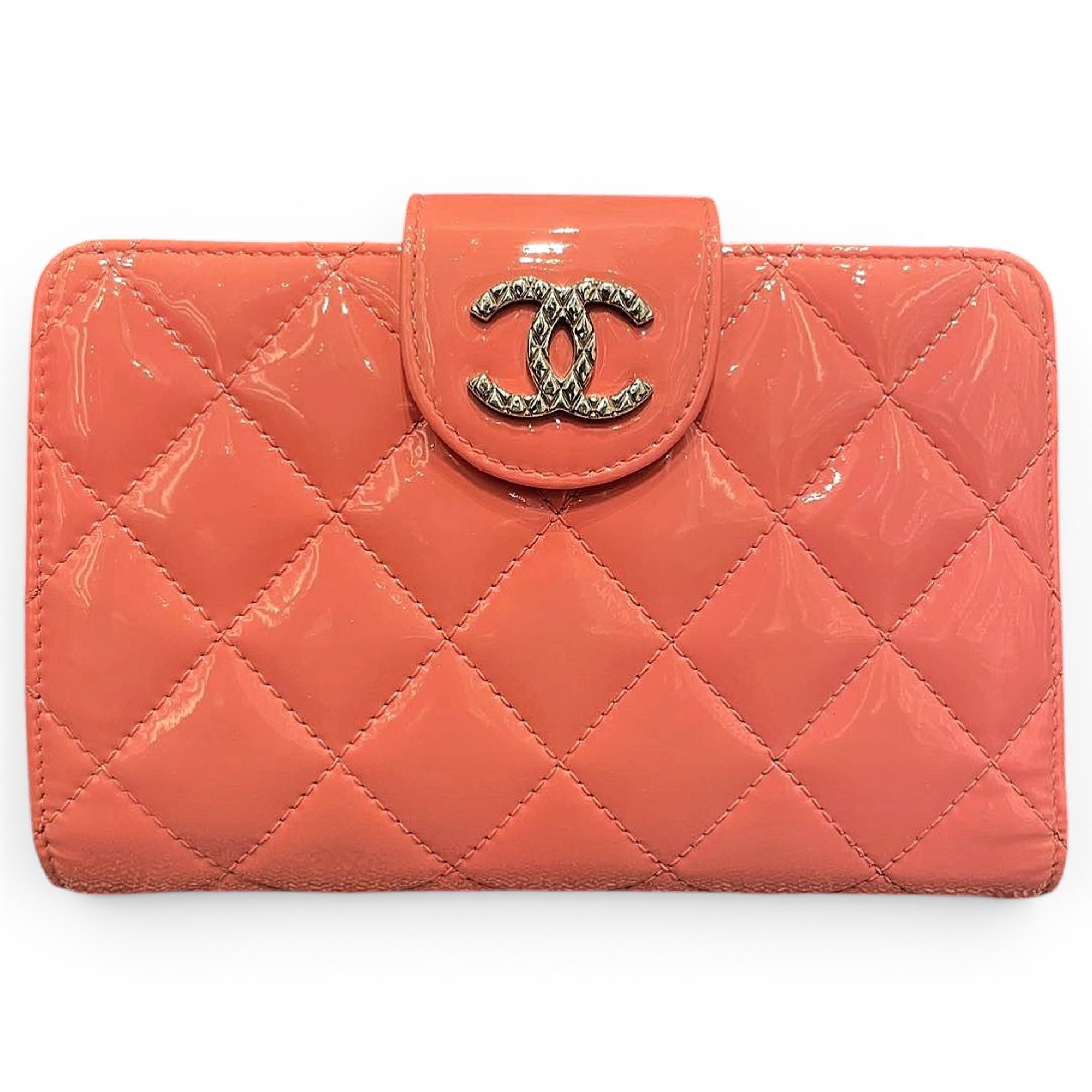 Patent leather clutch bag