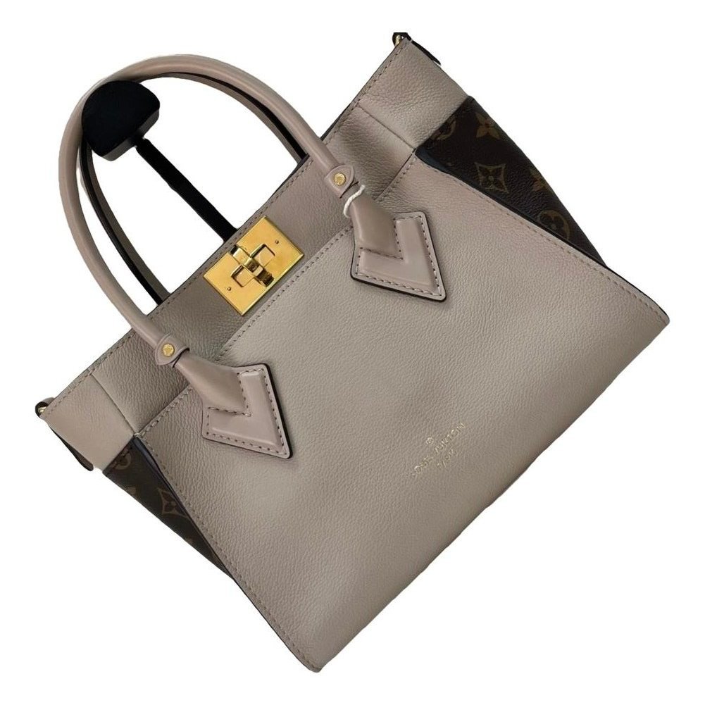 On My Side leather handbag