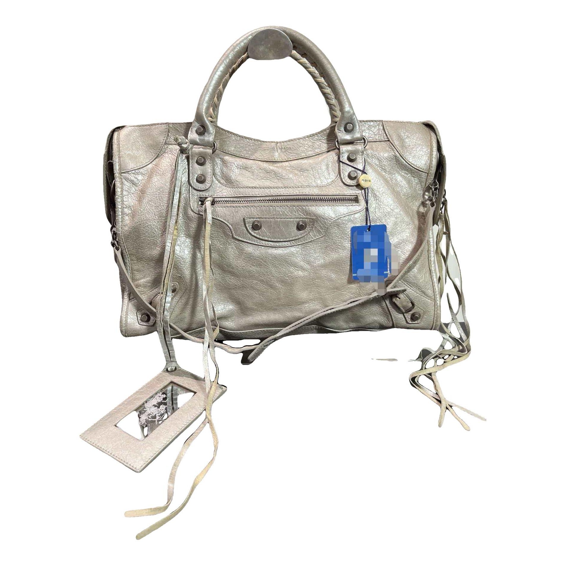 City leather bag