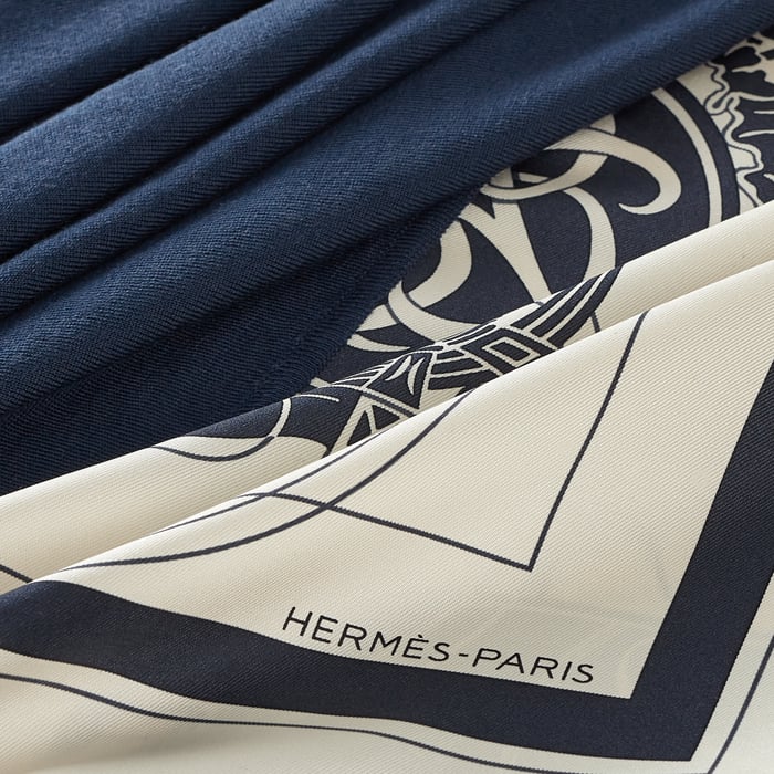 Hybride Ex-libris Scarf 90