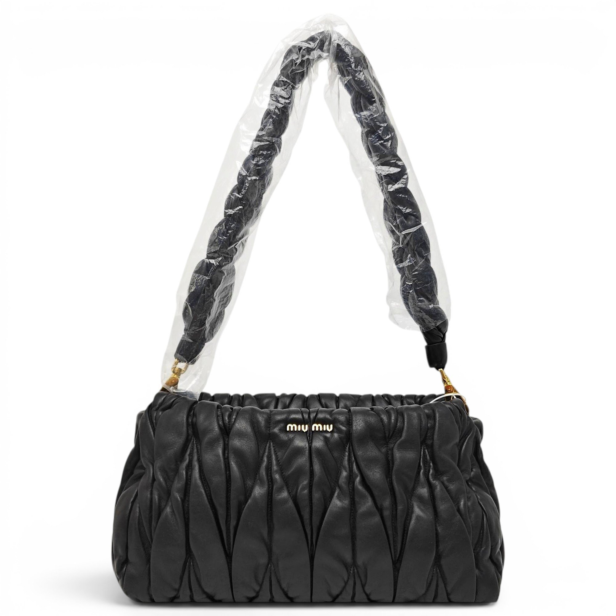 Matelassé leather handbag