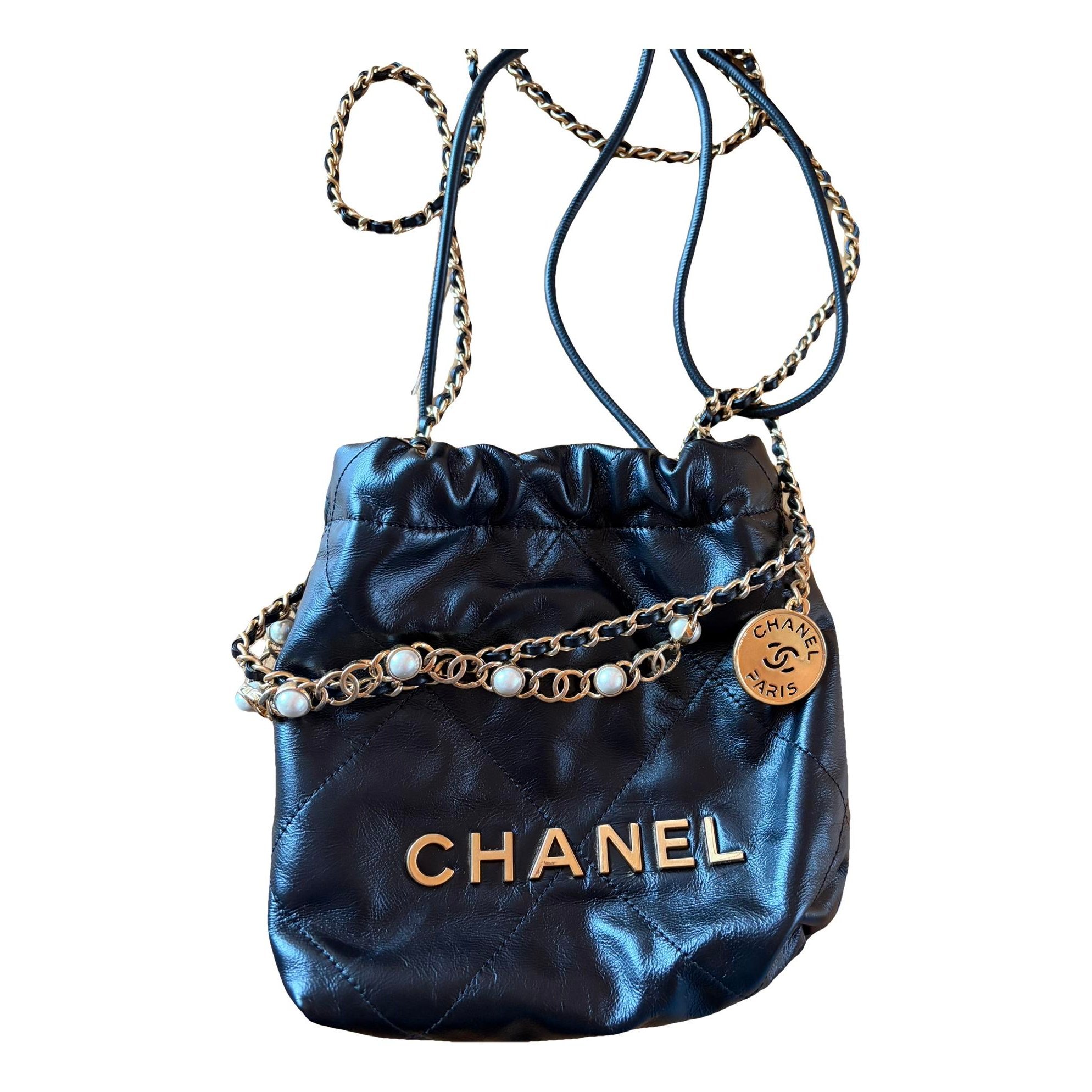 Chanel 22 leather handbag