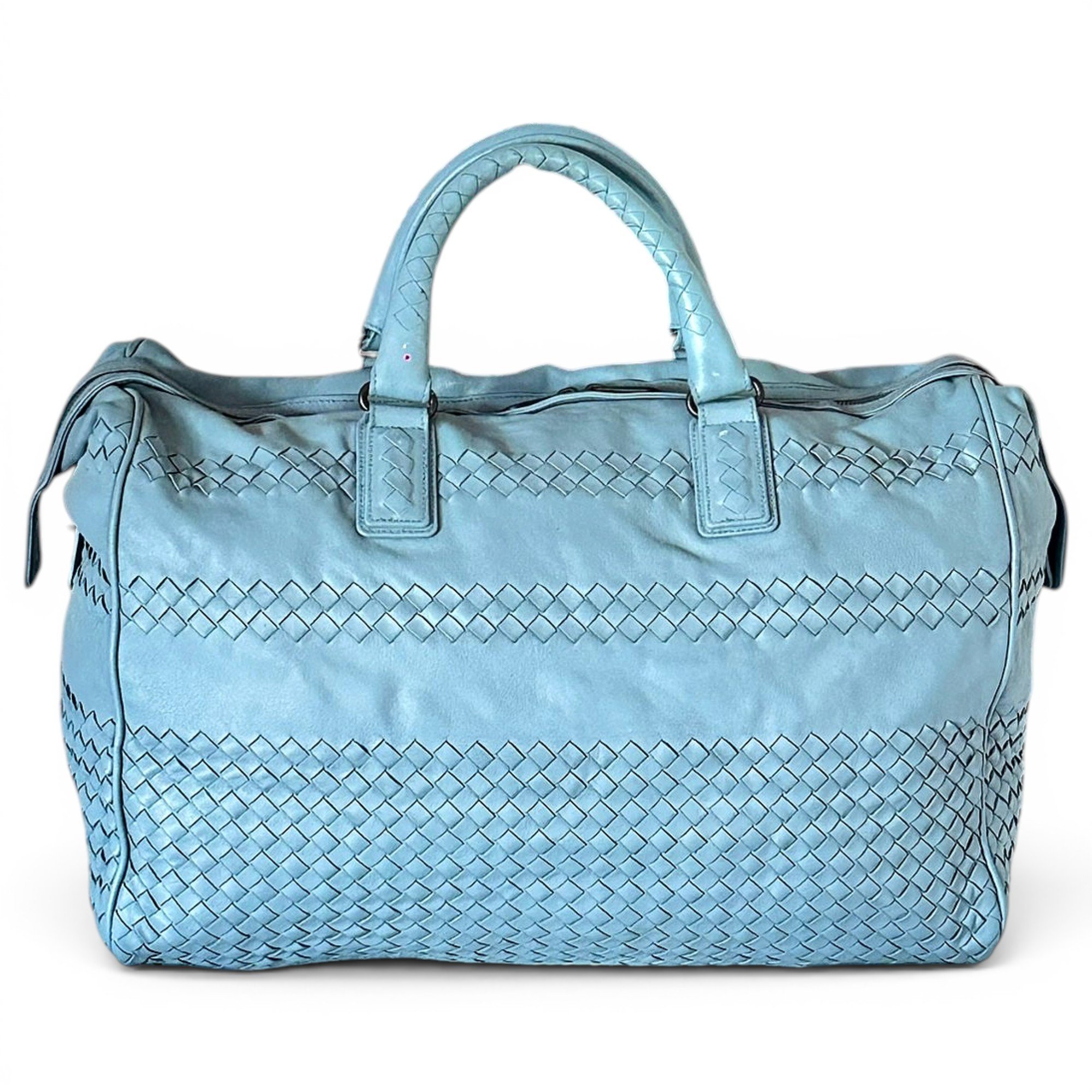 Leather travel bag
