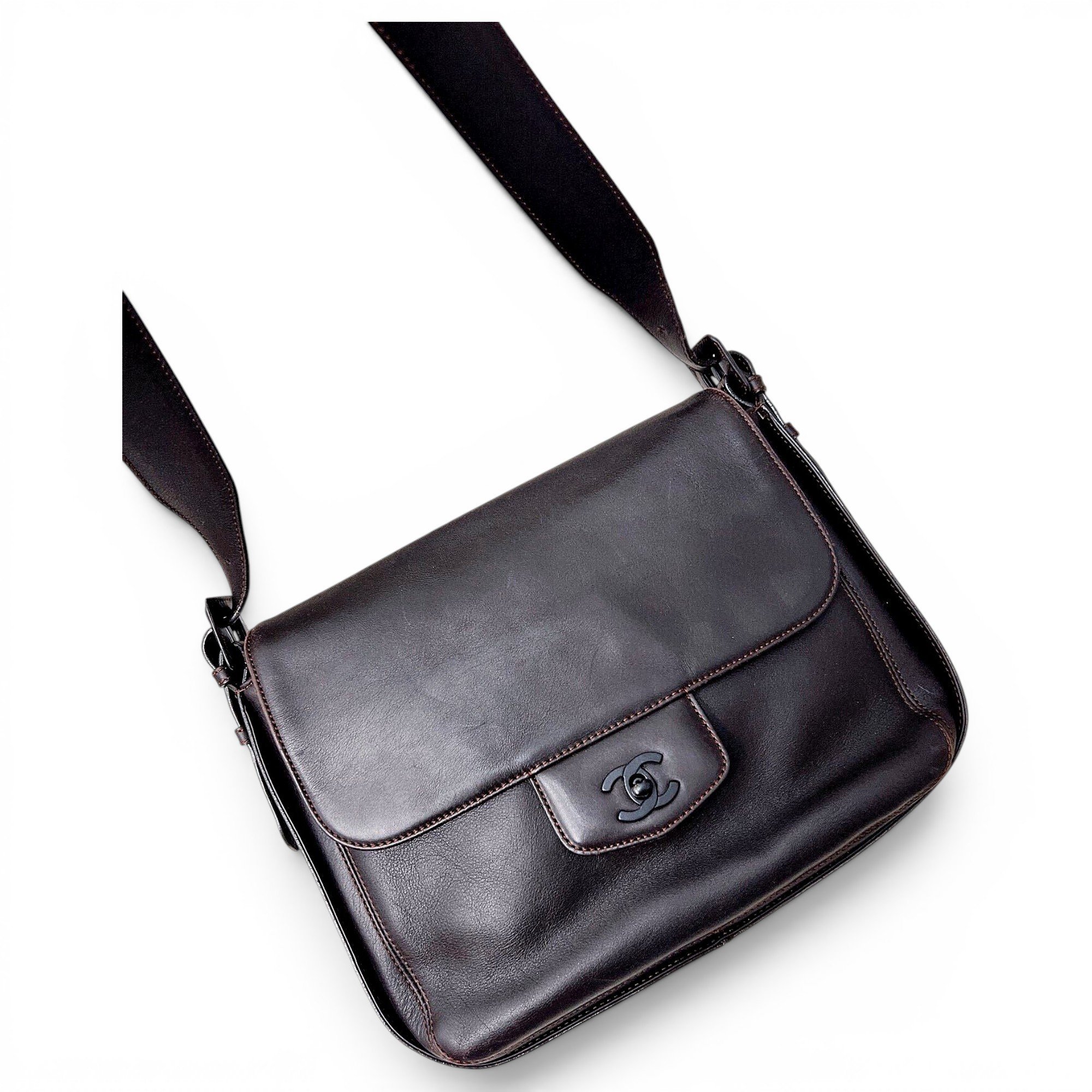 Leather handbag