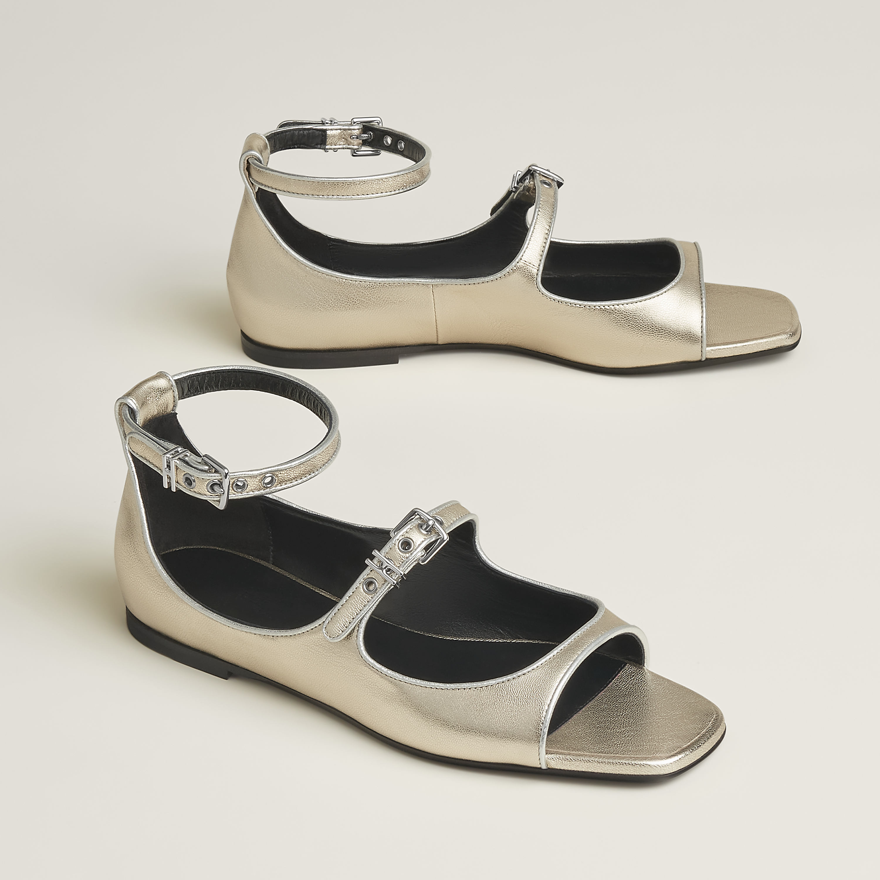 Kristen sandal