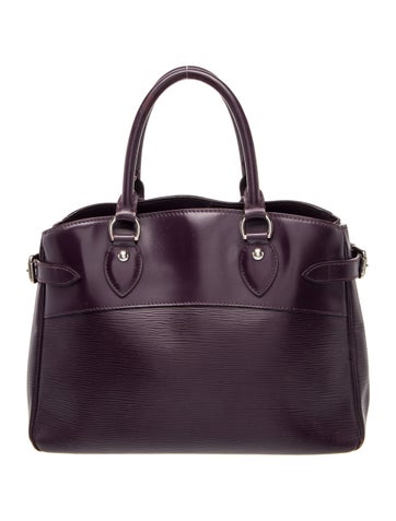 Epi Leather Passy PM