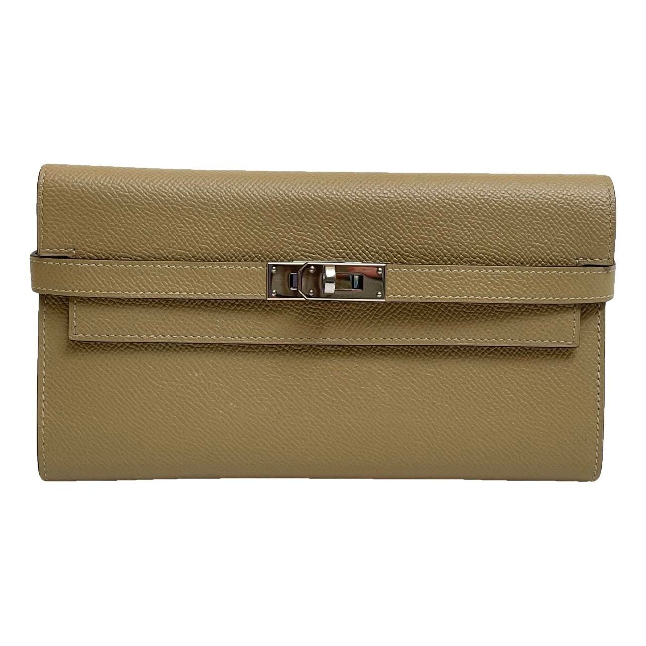 Leather clutch bag