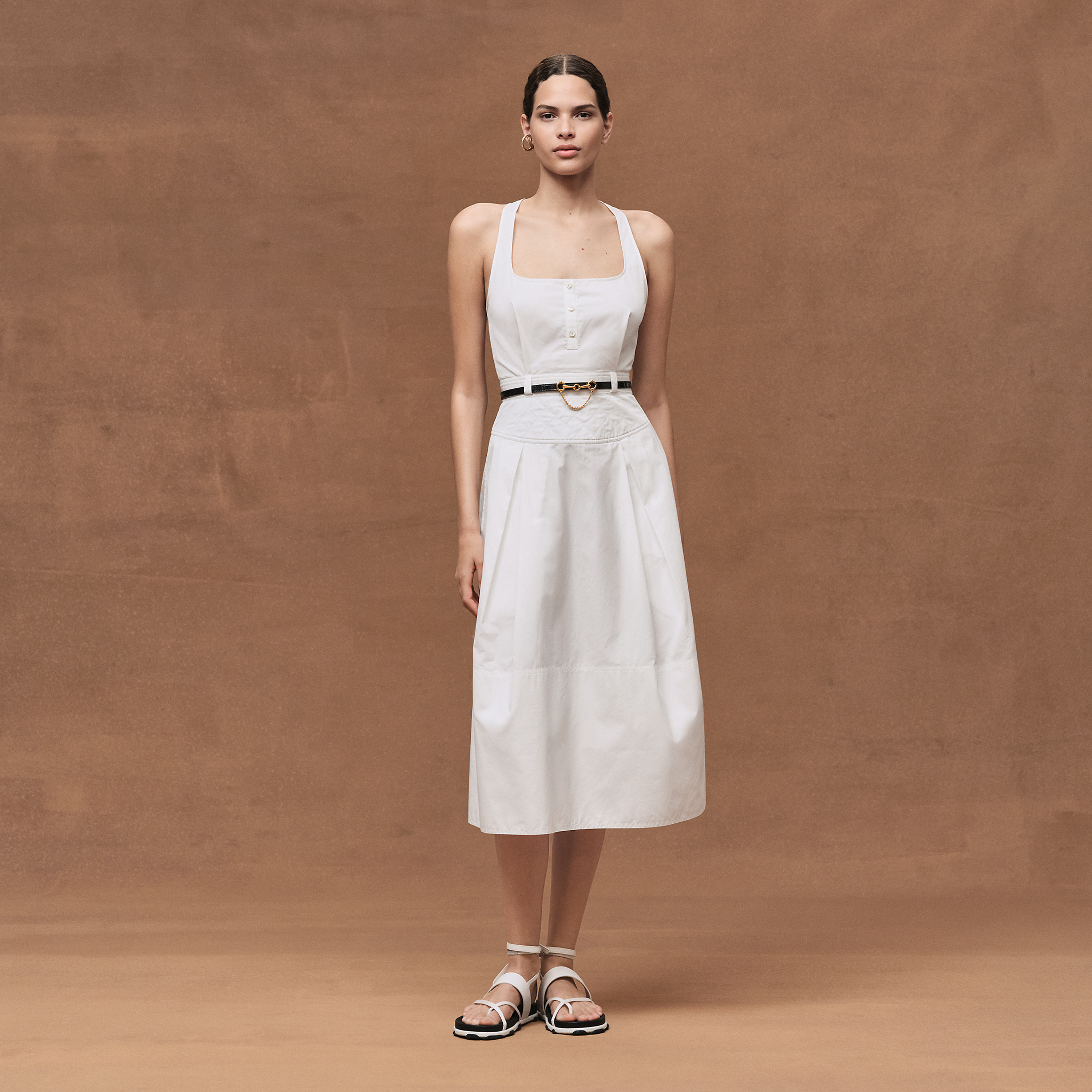 Robe mi-longue