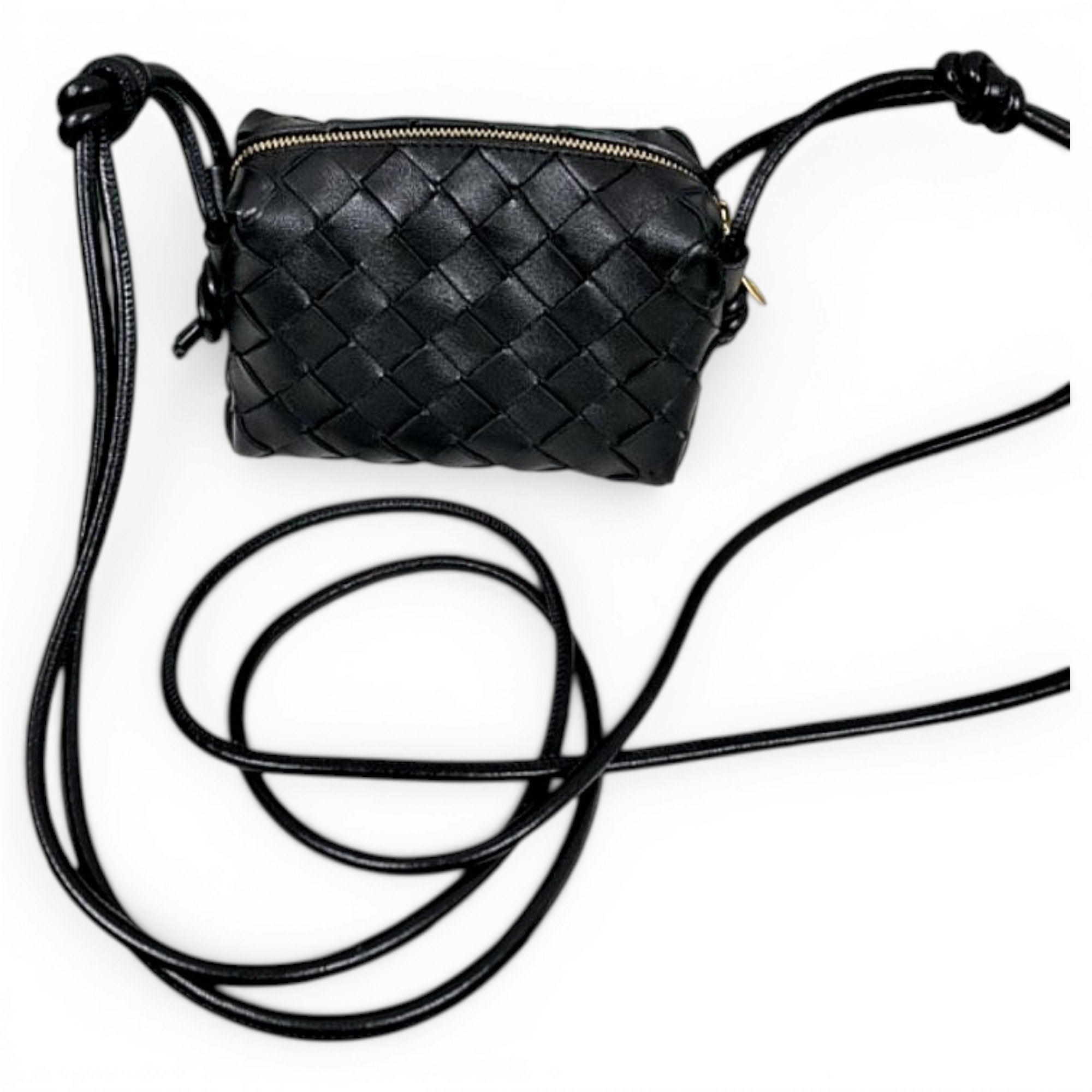 Loop leather handbag