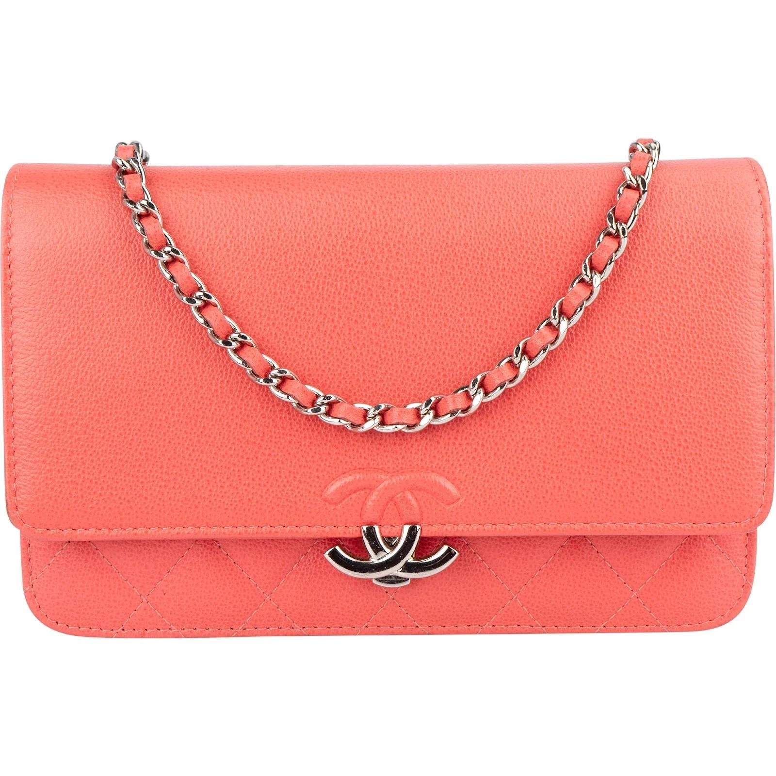 Wallet On Chain leather crossbody bag