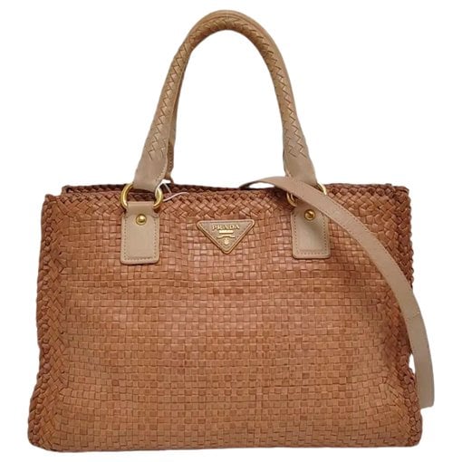 Leather handbag