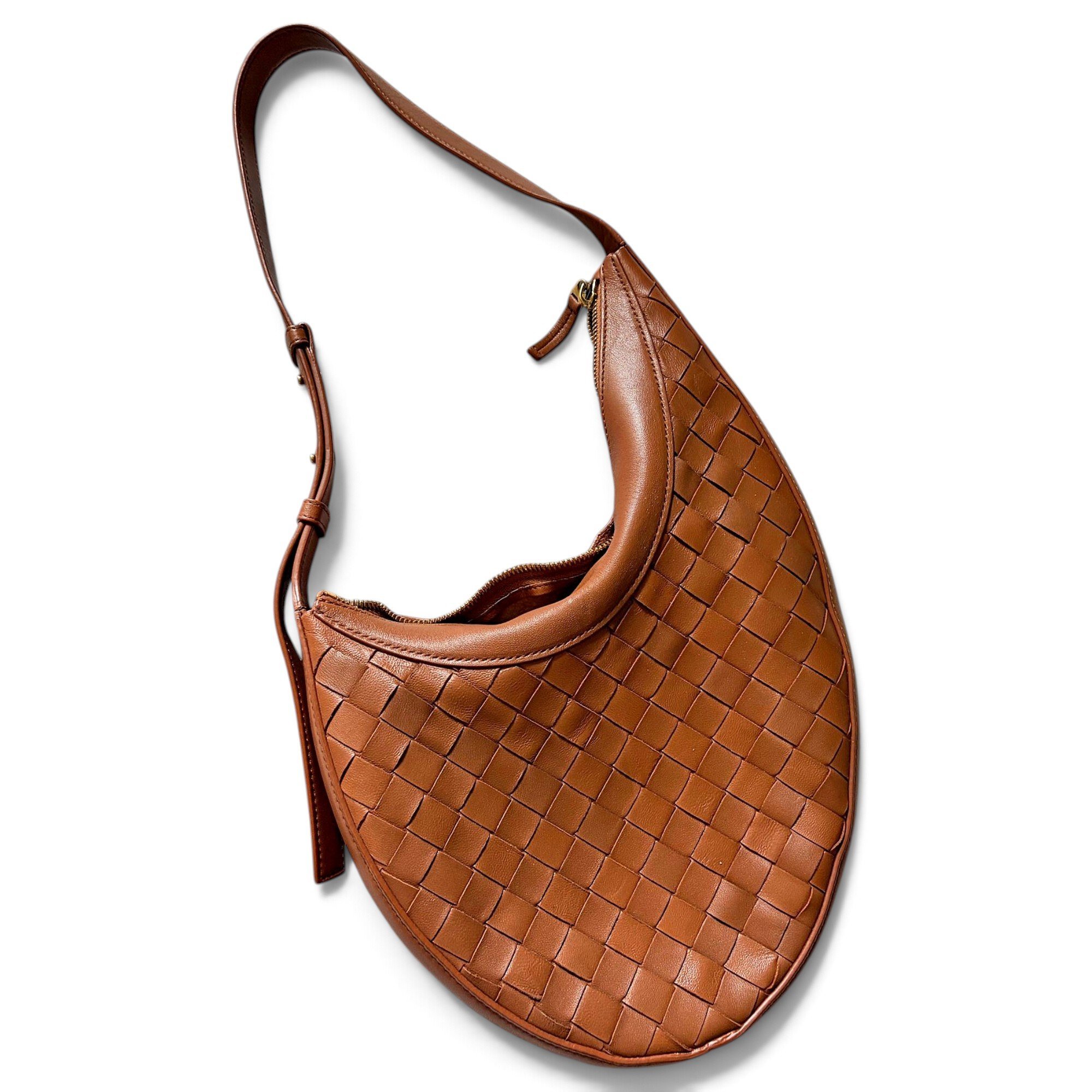 Loop leather handbag