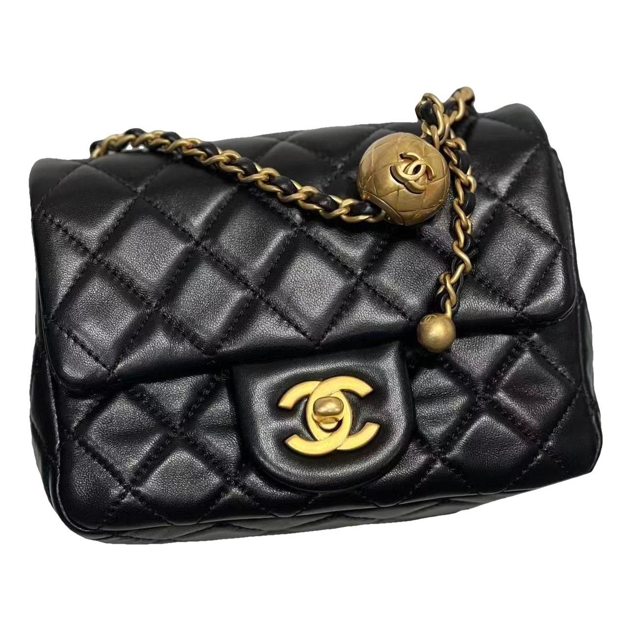 Timeless/Classique leather crossbody bag