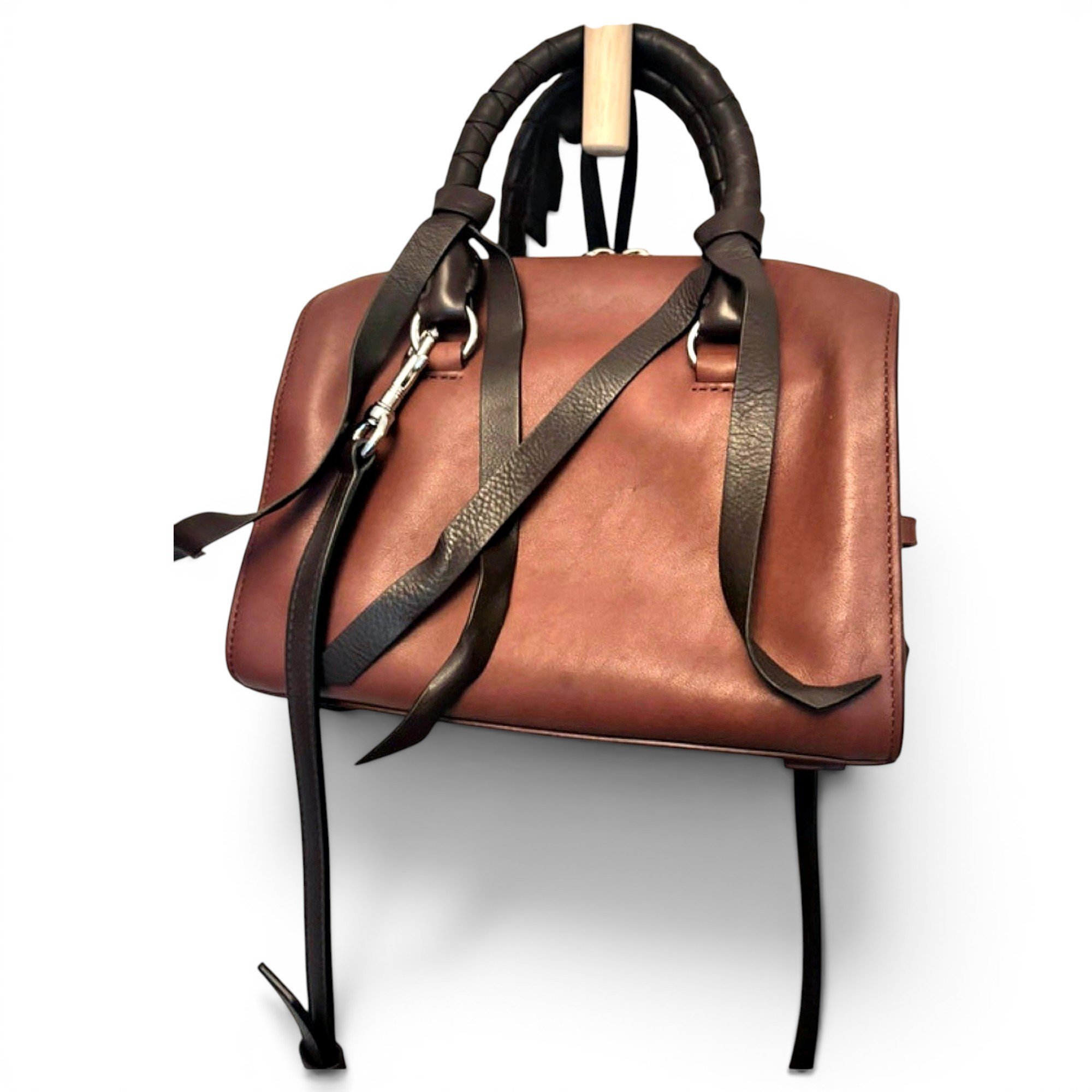 Leather handbag