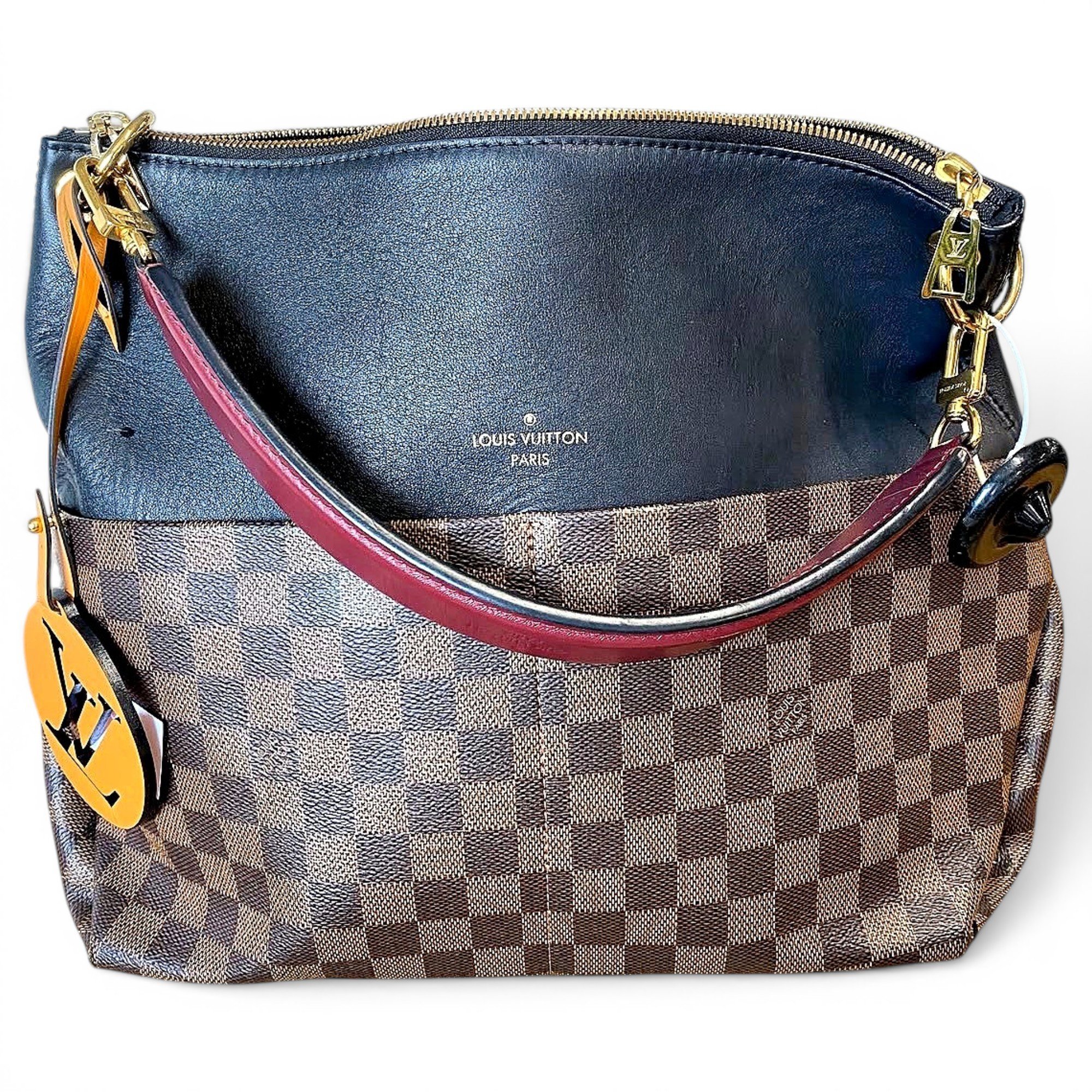 Graceful leather handbag