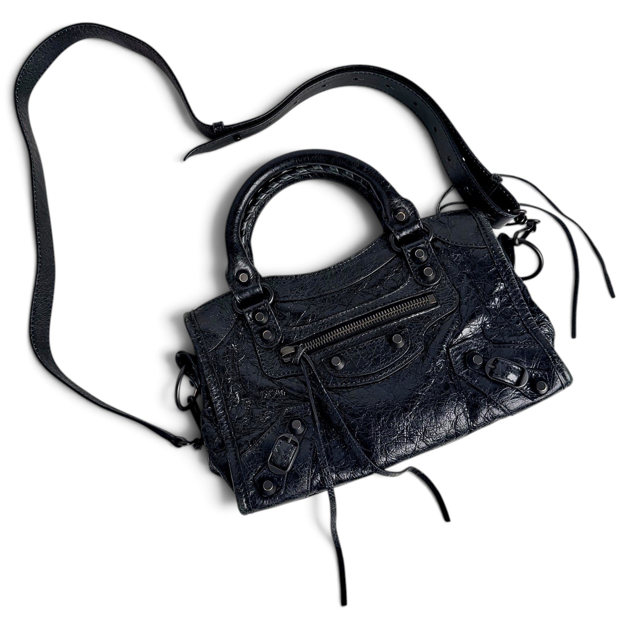 City leather handbag