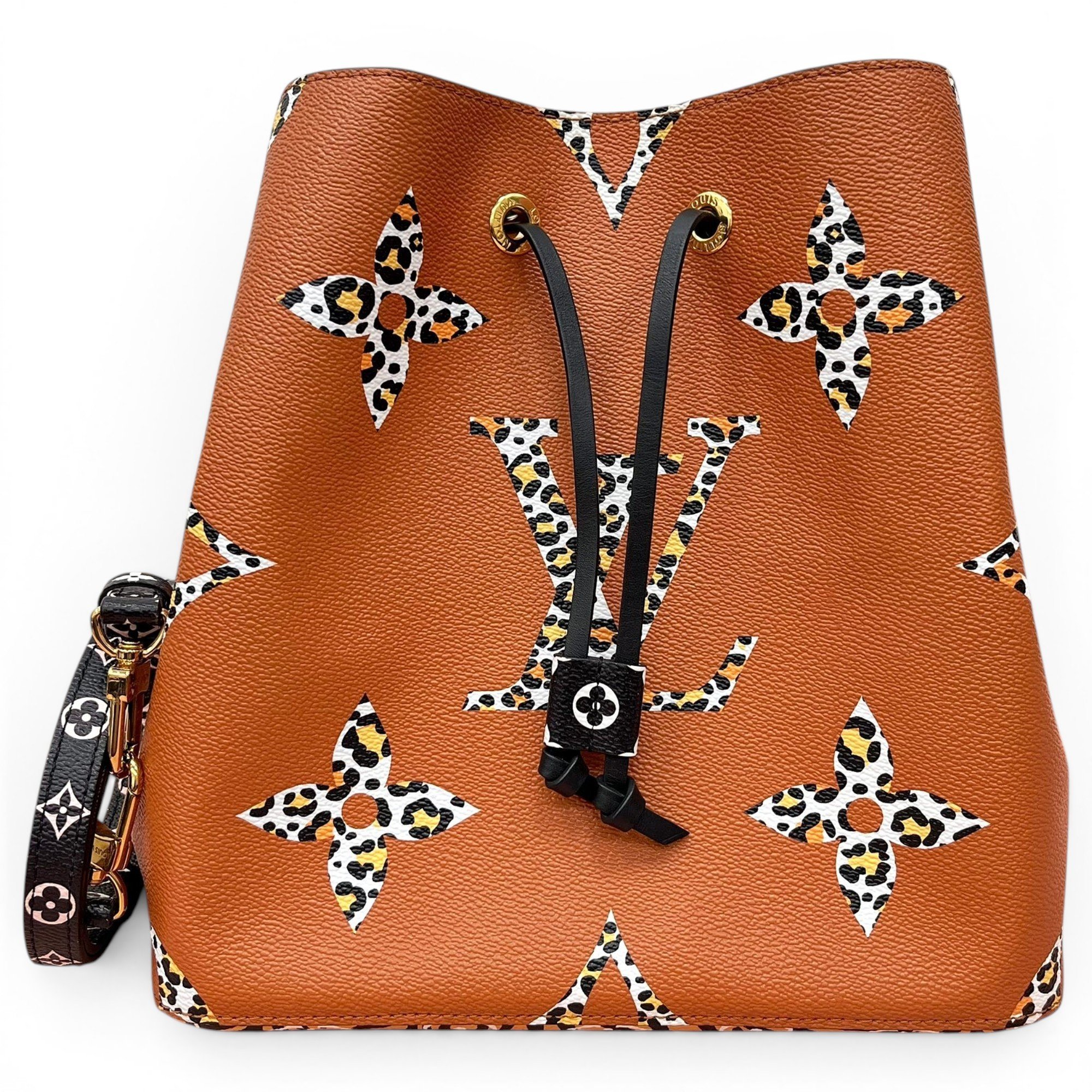 NéoNoé leather handbag