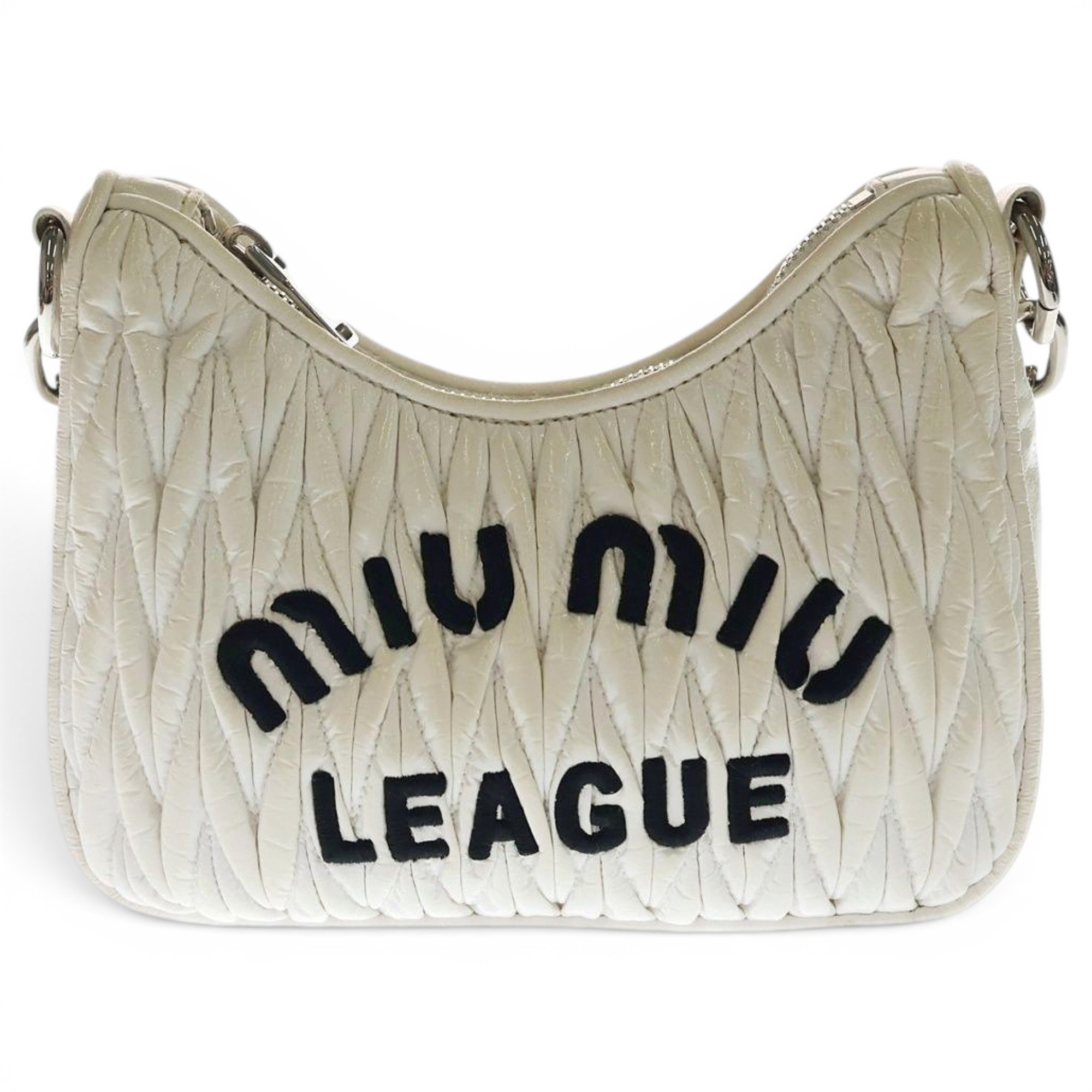 Matelassé leather handbag