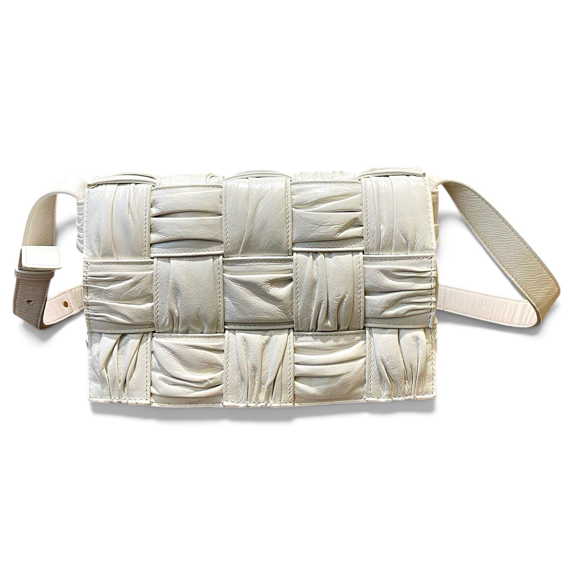 Cassette leather handbag