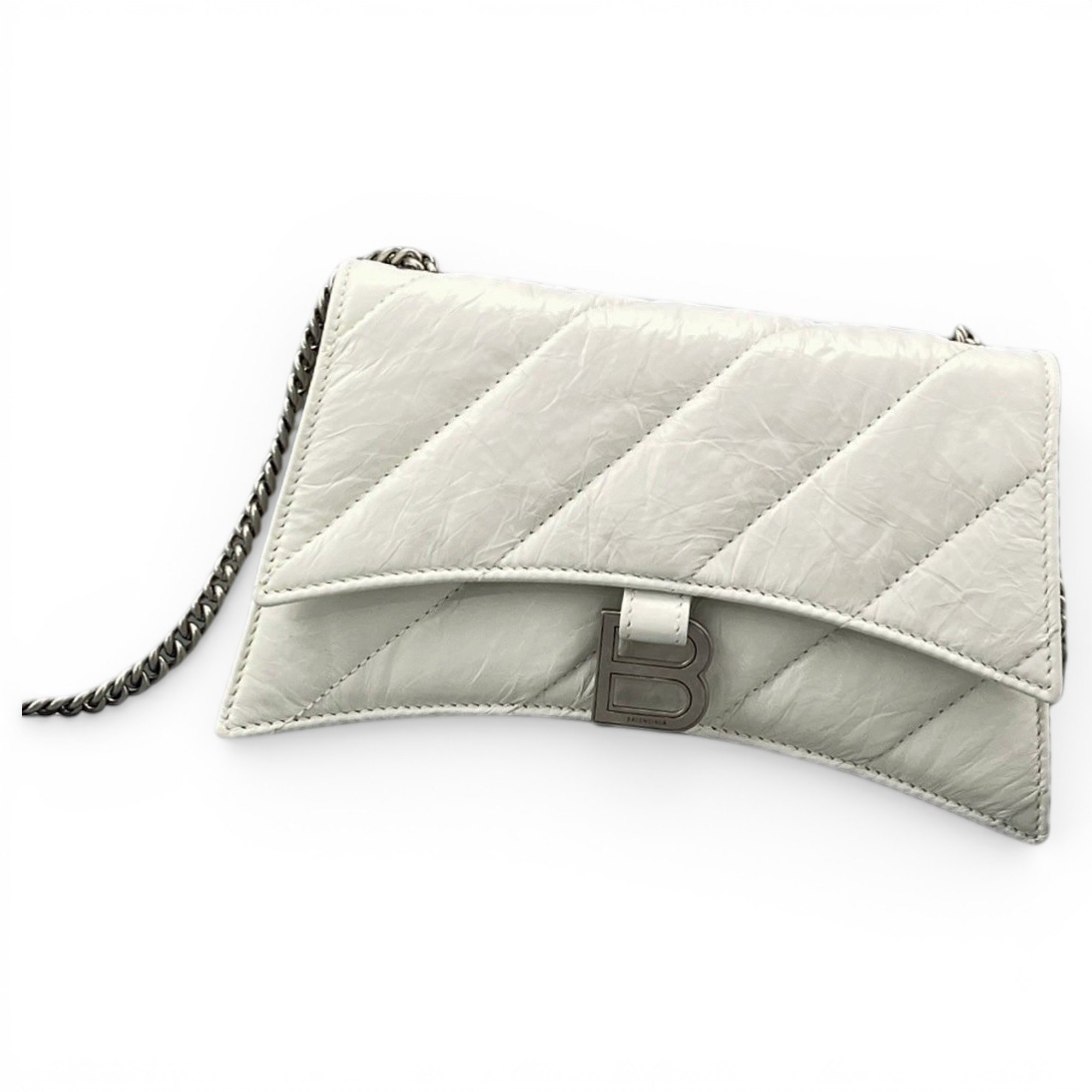 Crush leather handbag