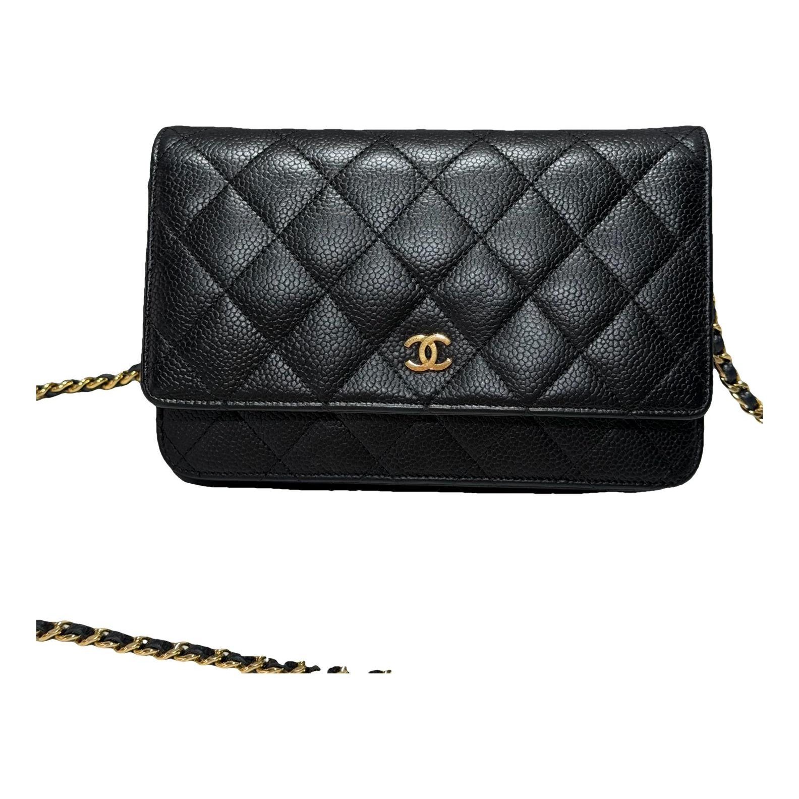Wallet On Chain Timeless/Classique leather crossbody bag