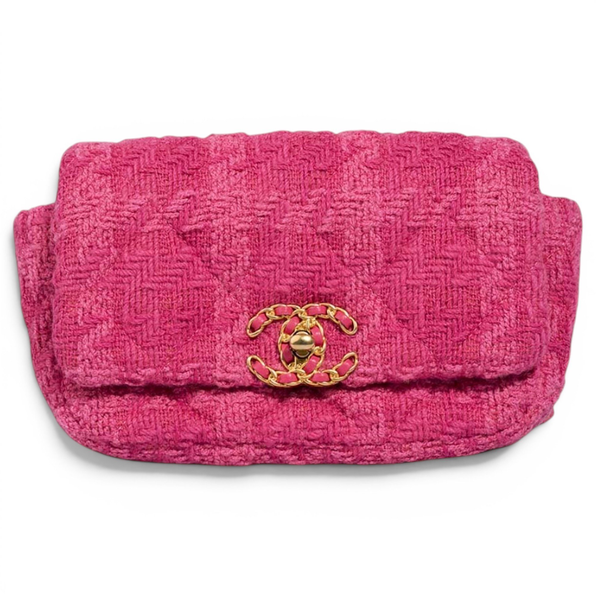 Chanel 19 tweed bag