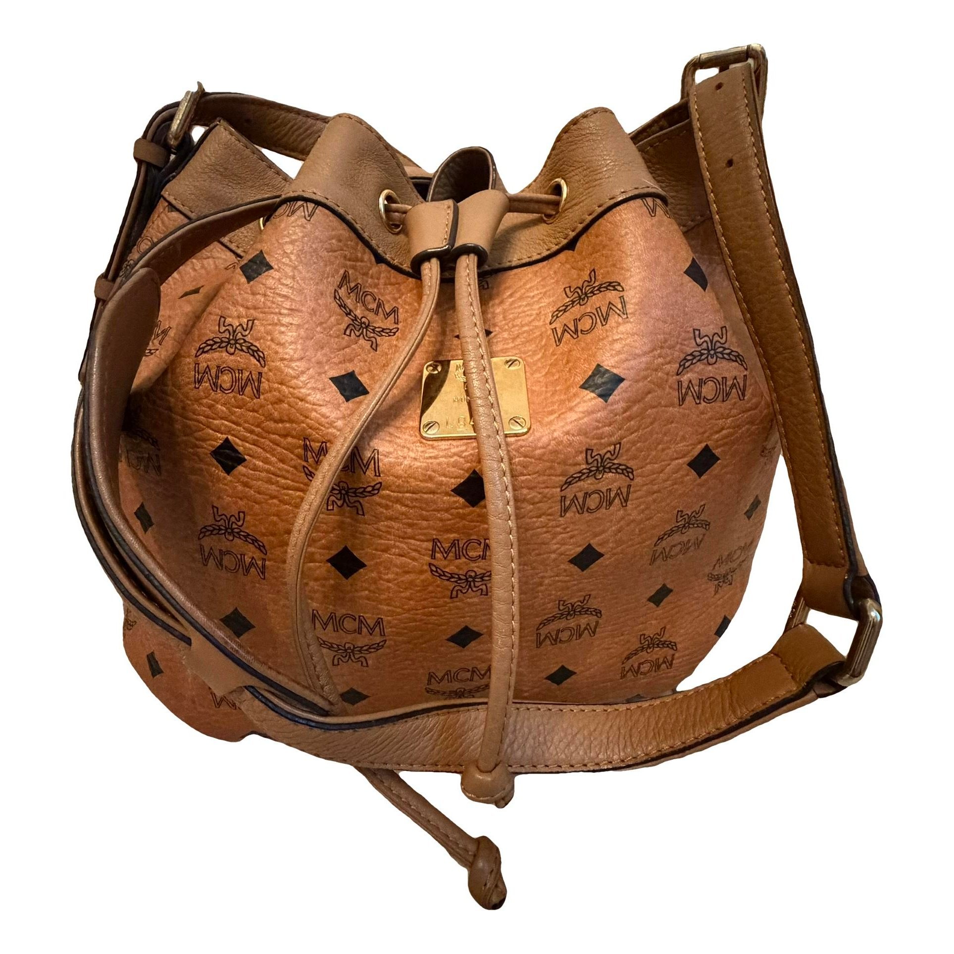 Heritage Drawstring leather handbag