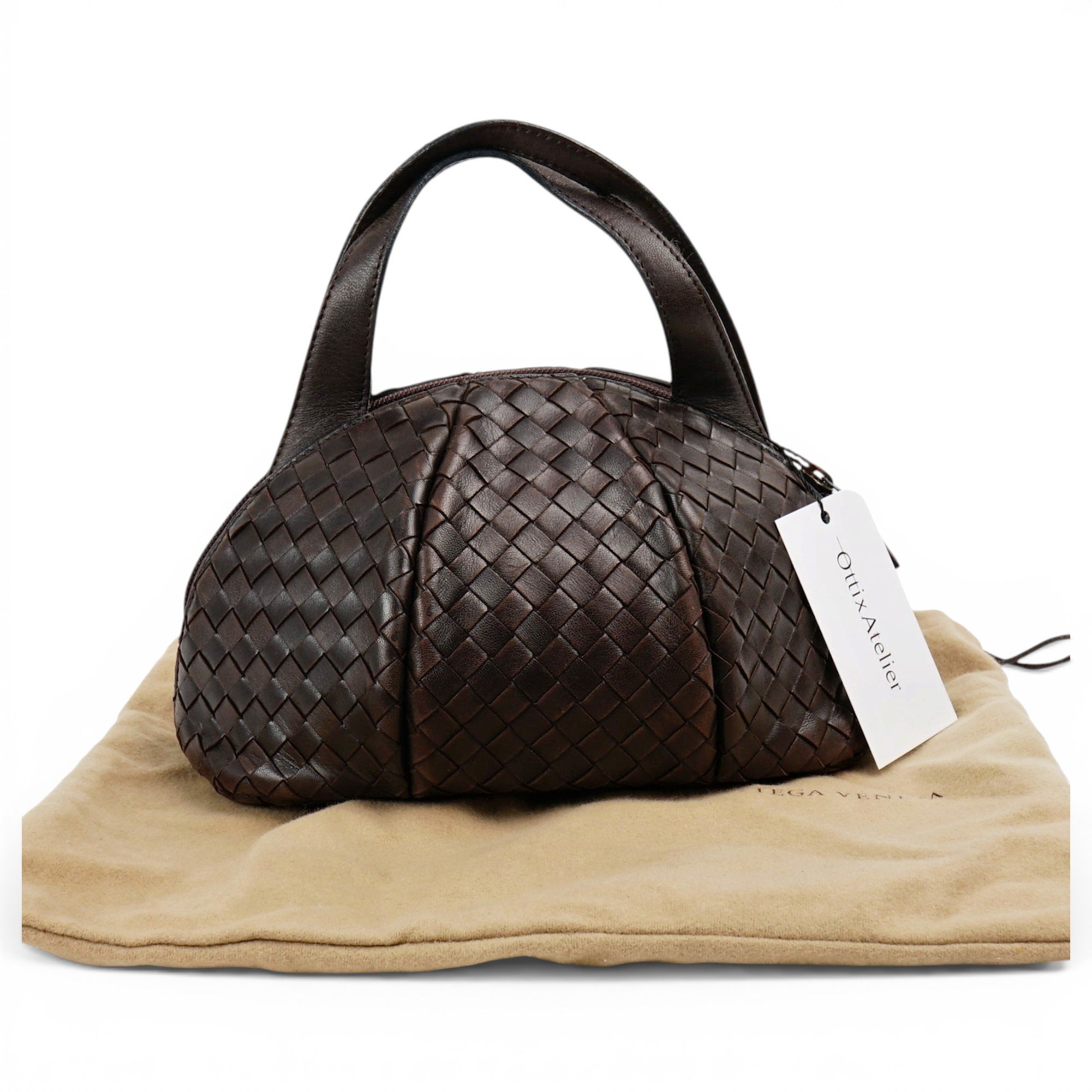 Leather handbag