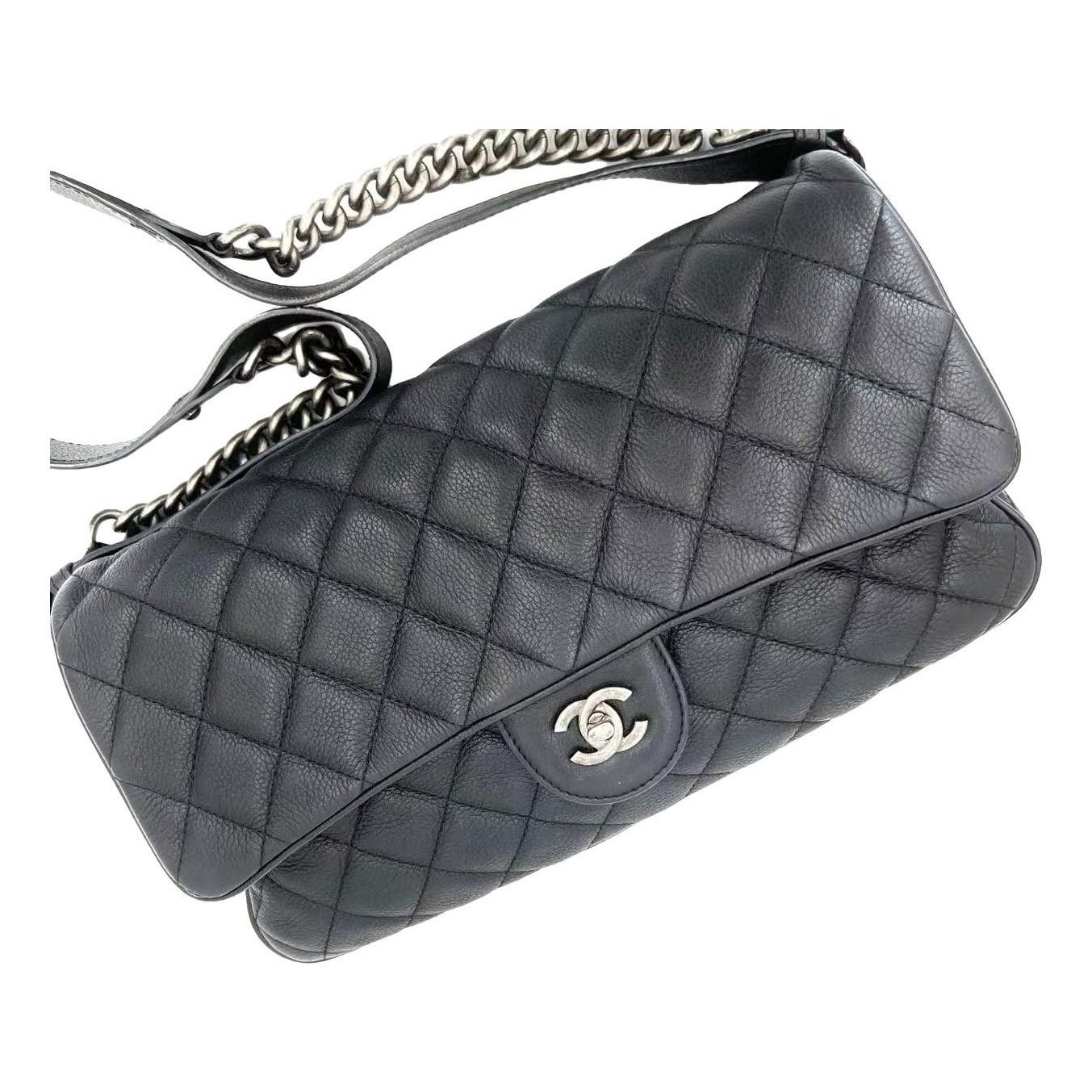 Timeless/Classique leather crossbody bag