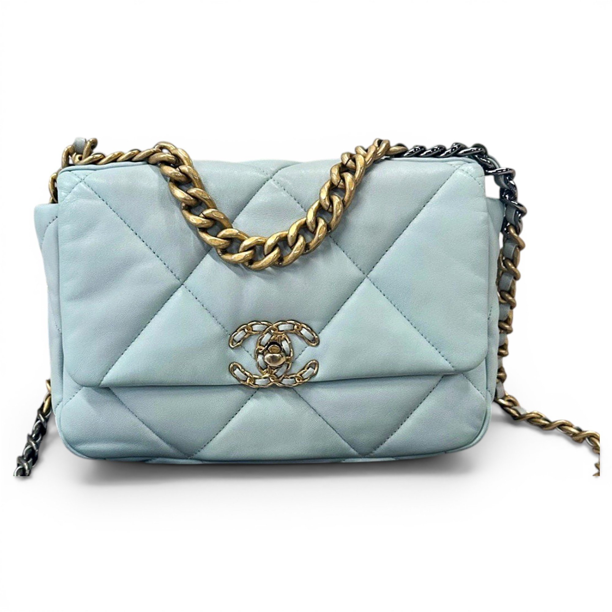 Chanel 19 leather handbag