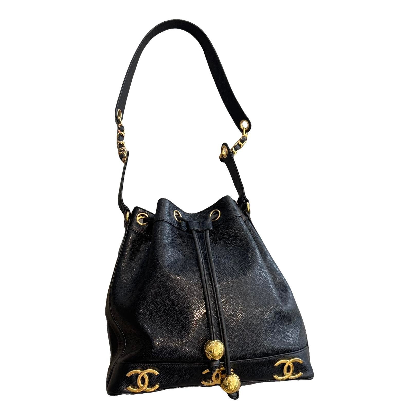 Gabrielle Bucket leather crossbody bag