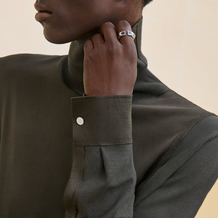 Kaki "Decadre Laine & Soie" Turtleneck Sweater