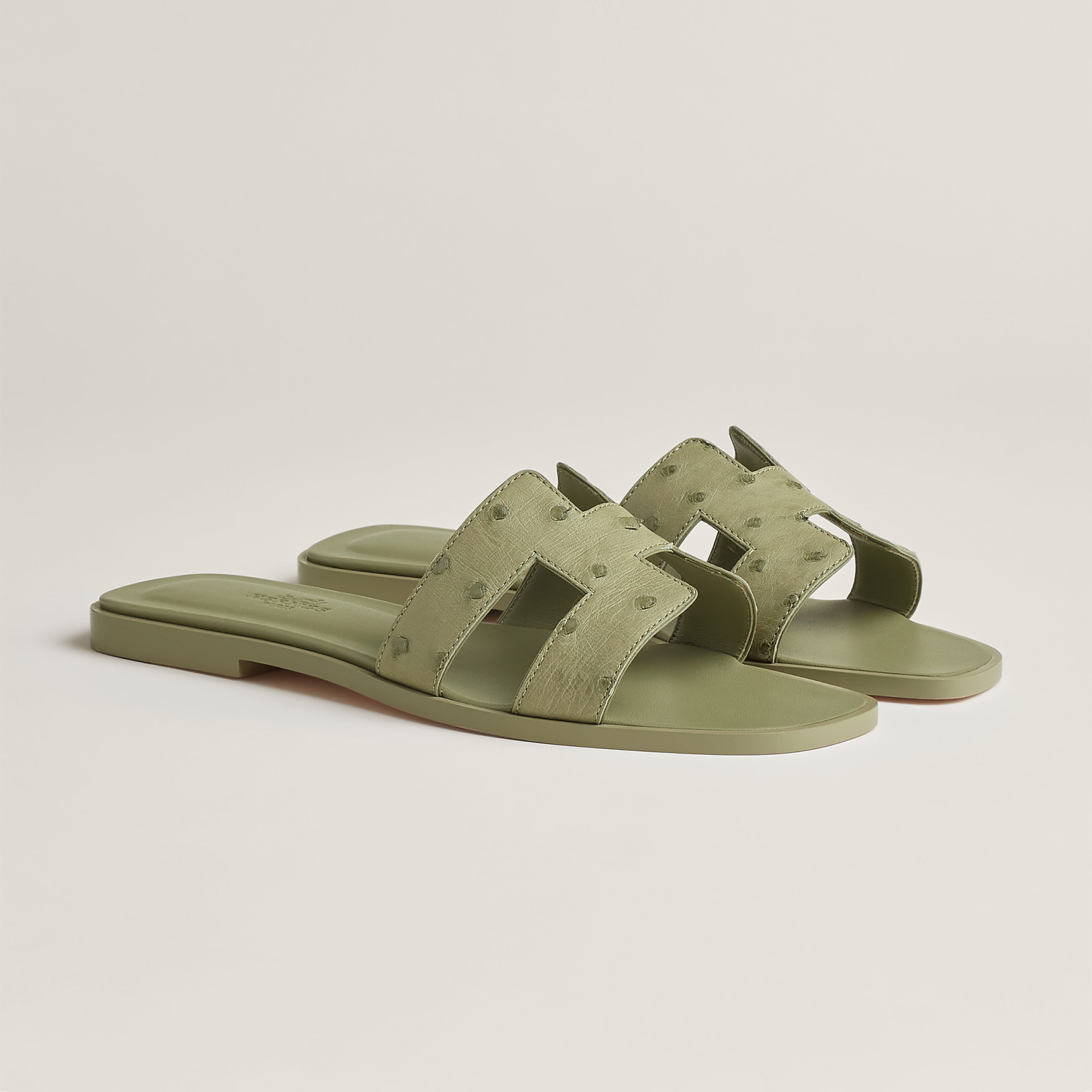 Oran sandal