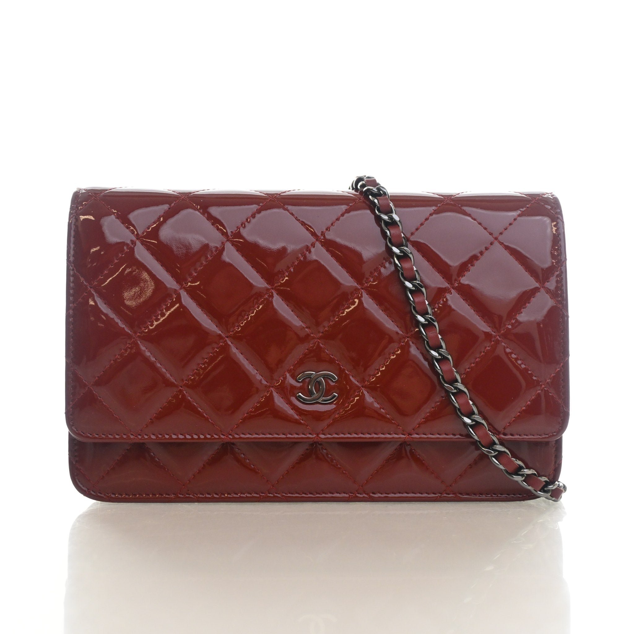 Chanel Patent Classic Wallet On Chain (WOC)
