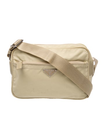 Vela Nylon Messenger Bag