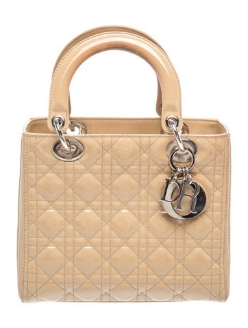 Cannage Lady Dior Medium