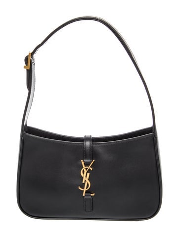 Leather Le 5 à 7 2023