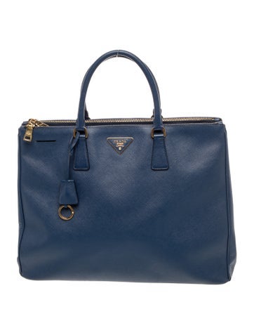 Saffiano Leather Galleria Double Zip