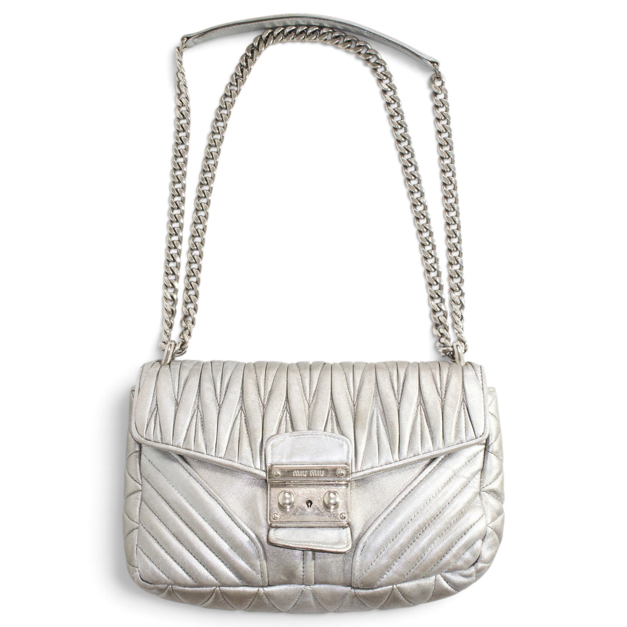 Matelassé leather handbag