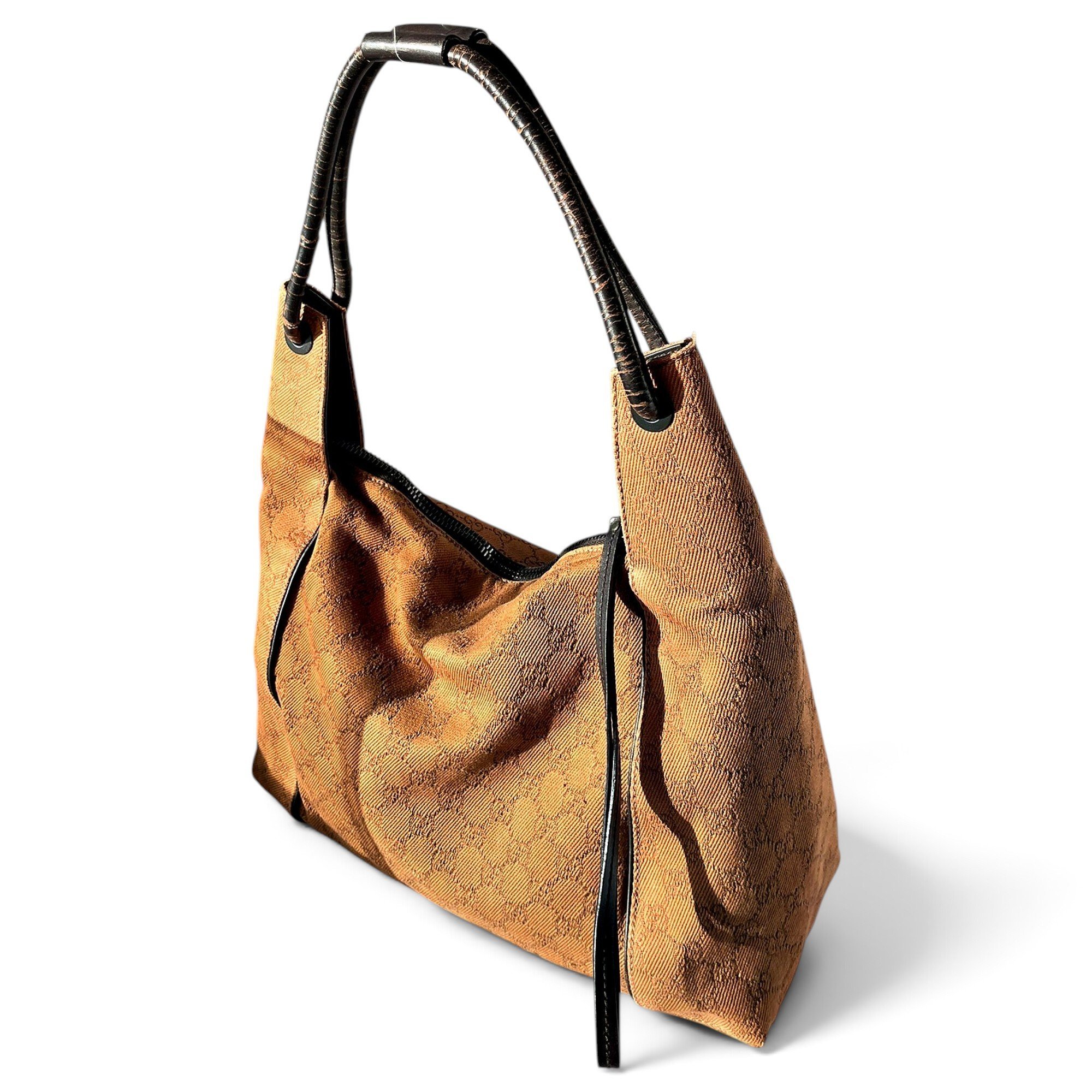 Hobo cloth handbag