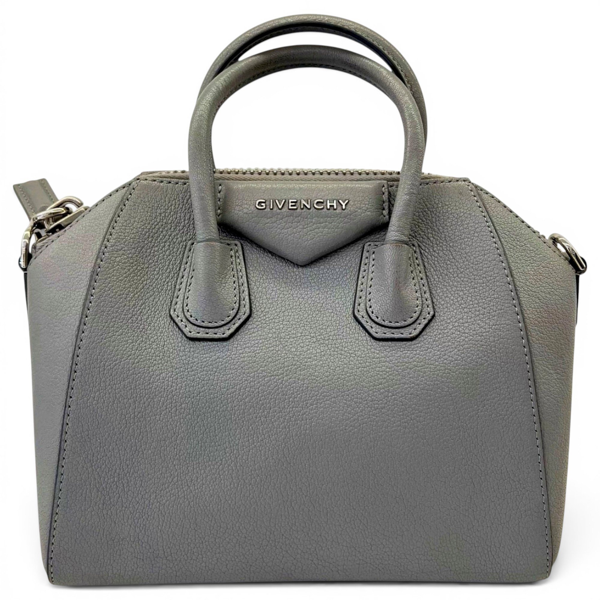 Antigona leather handbag