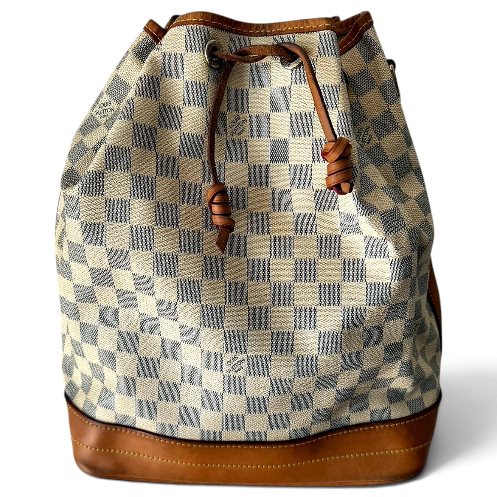 Louis Vuitton Noé cloth handbag