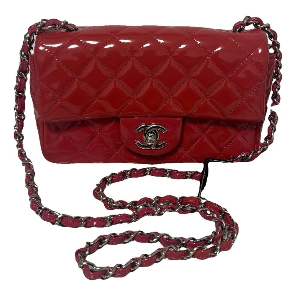 Chanel Timeless/Classique leather crossbody bag