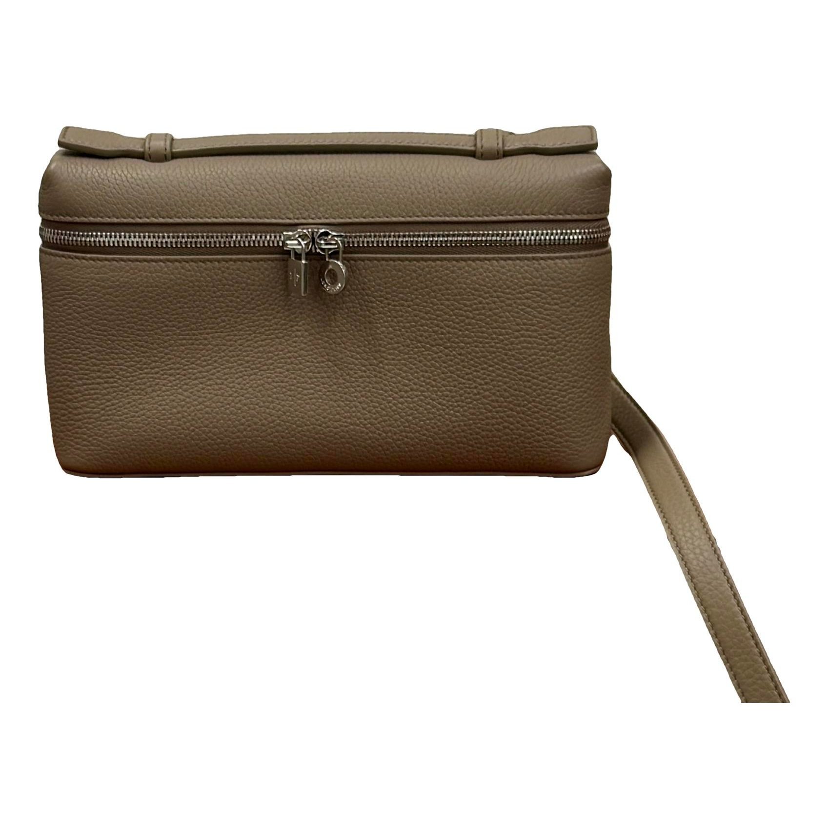 Extra Pocket leather handbag
