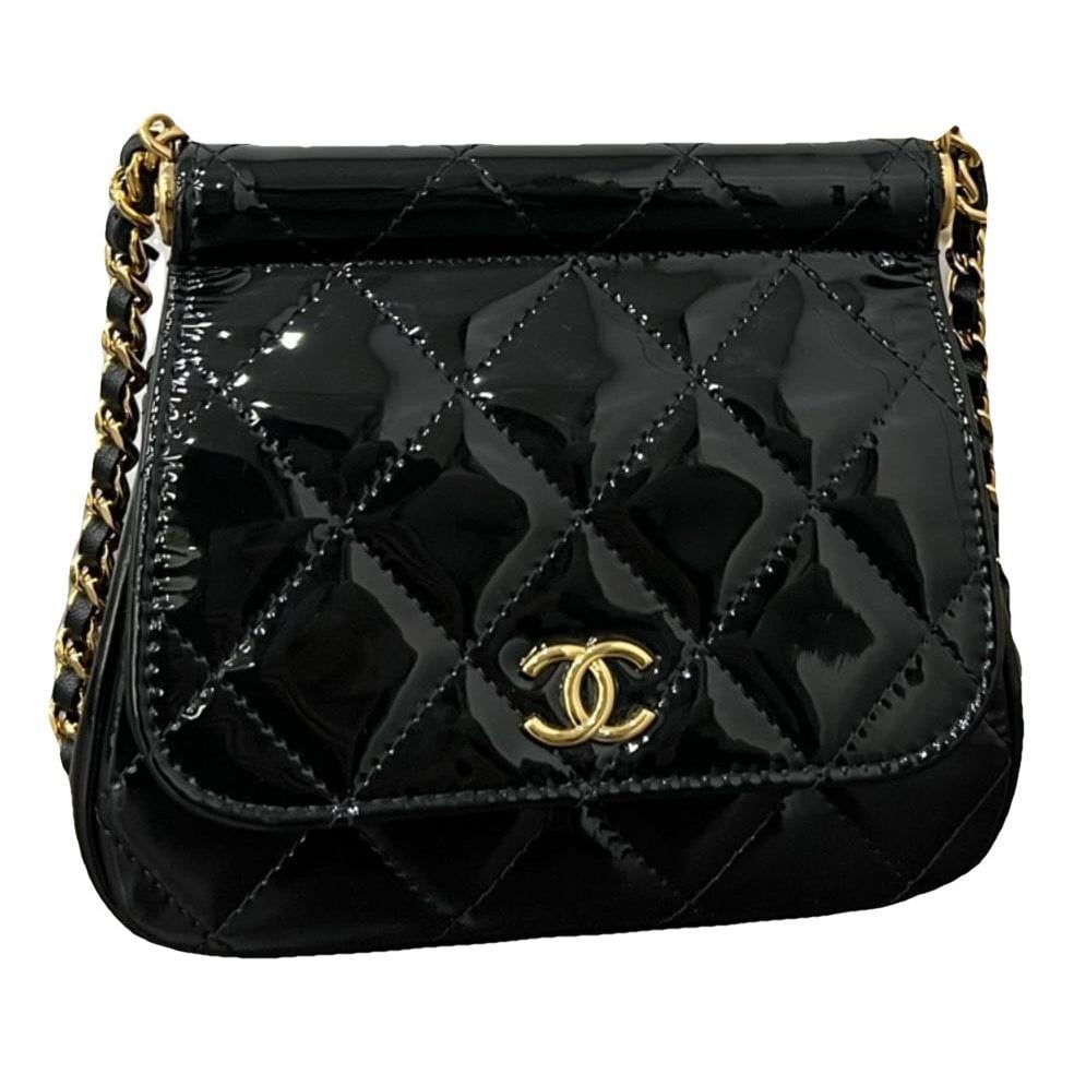 Wallet On Chain Cambon patent leather crossbody bag