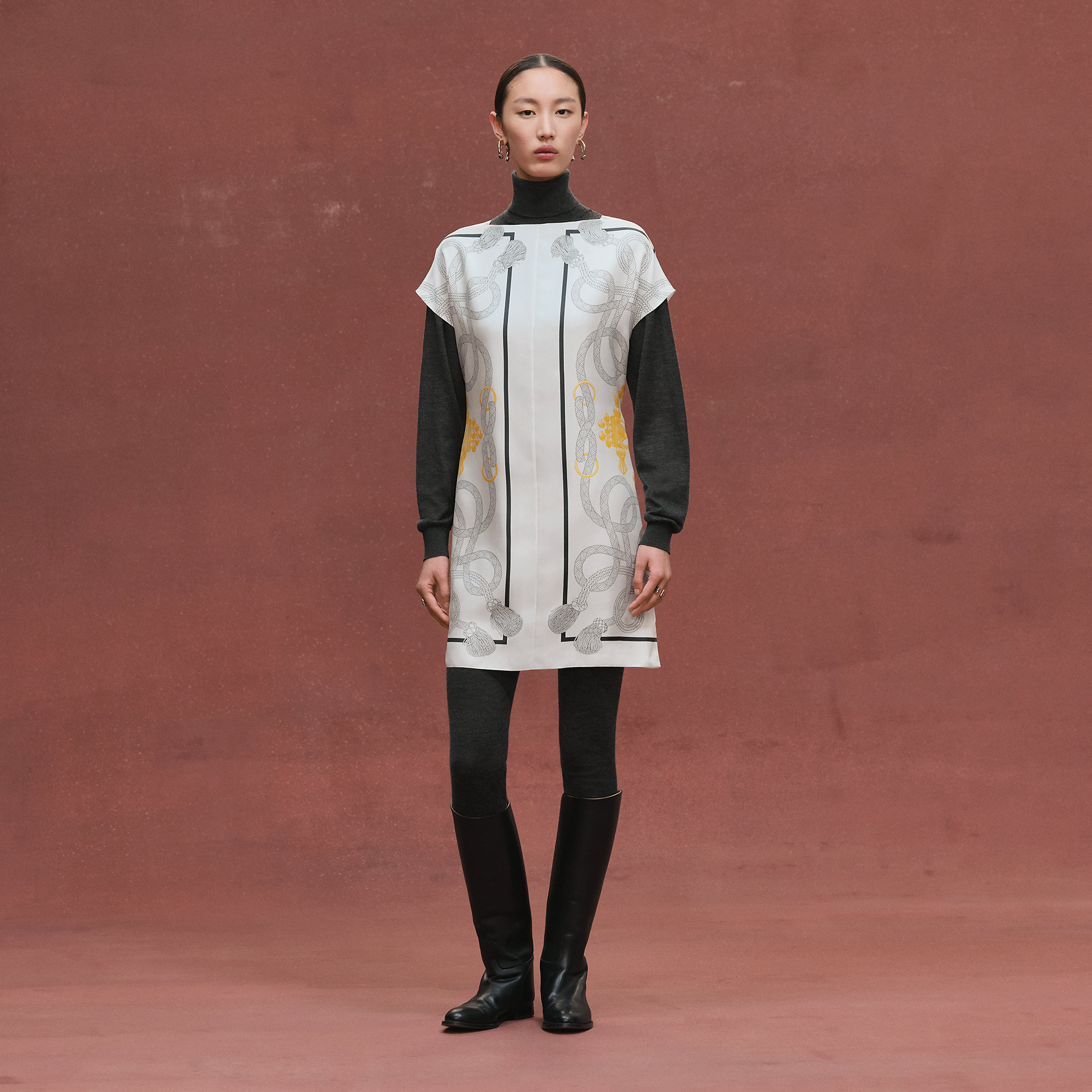 "Palefroi Remix" classic tunic