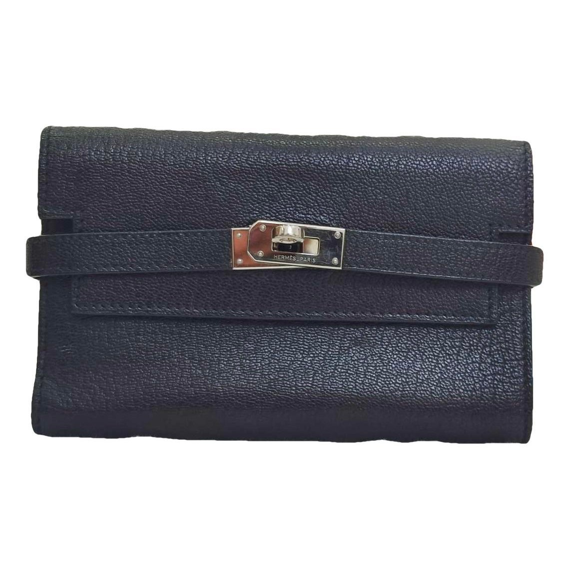Kelly to go leather clutch bag