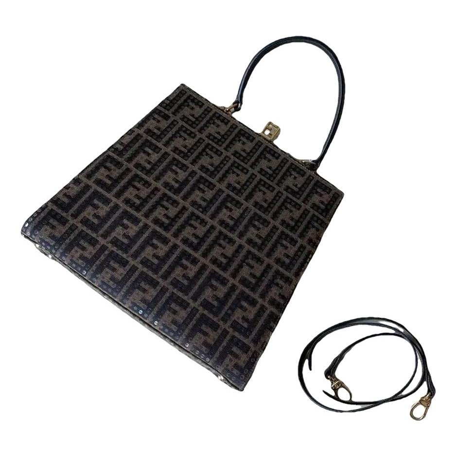 Peekaboo cloth handbag