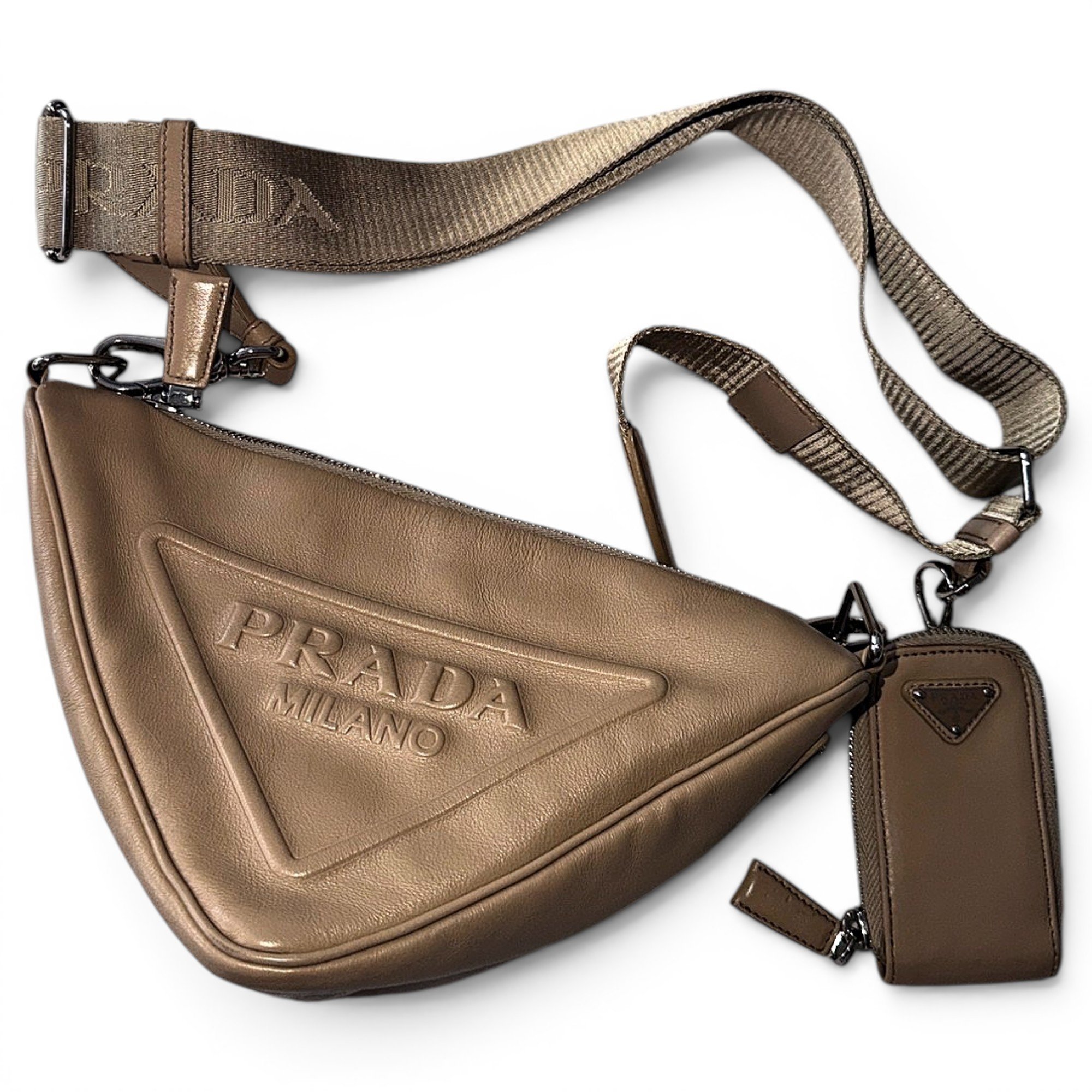 Triangle leather crossbody bag